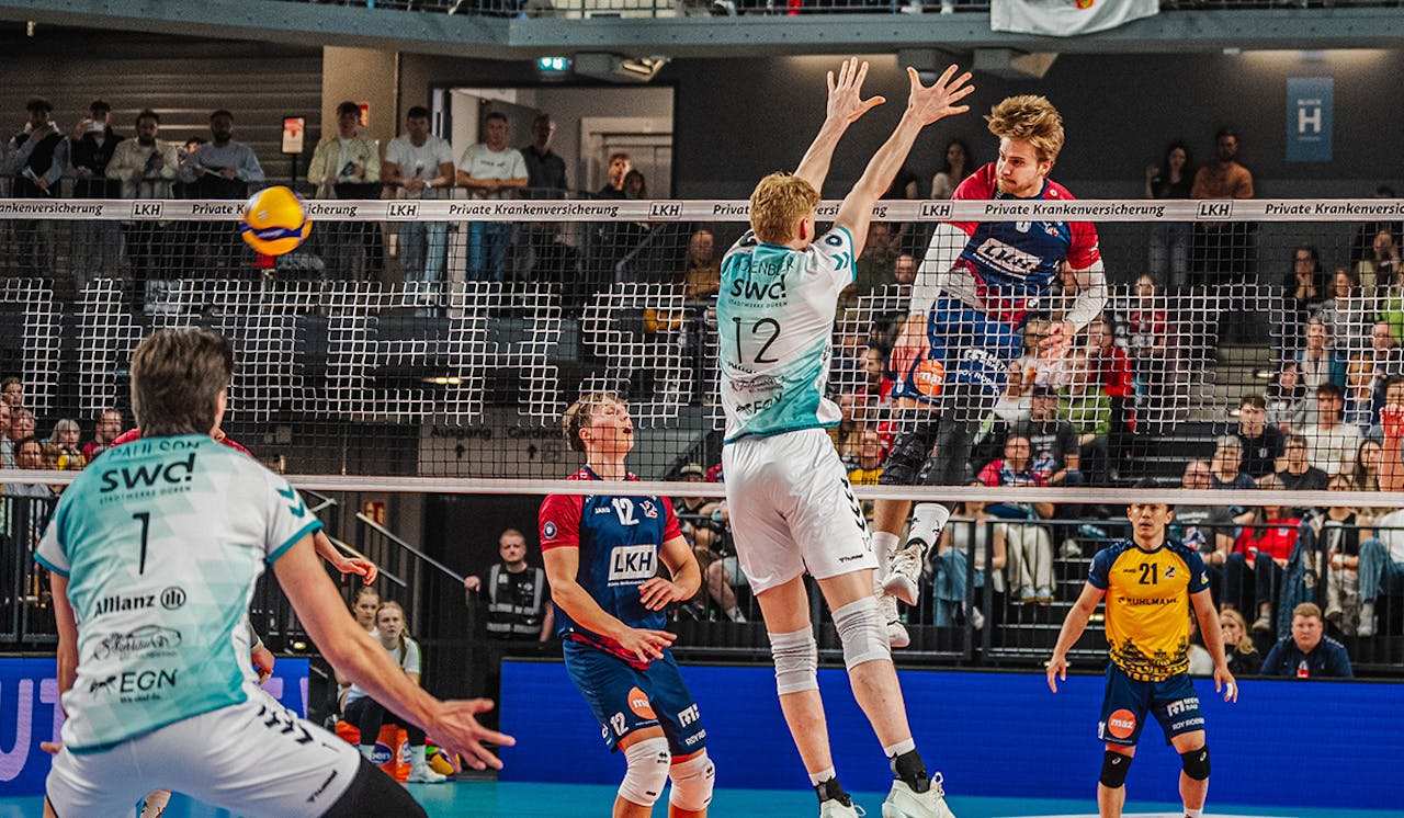 SVG überzeugt bei Halbfinal-Start