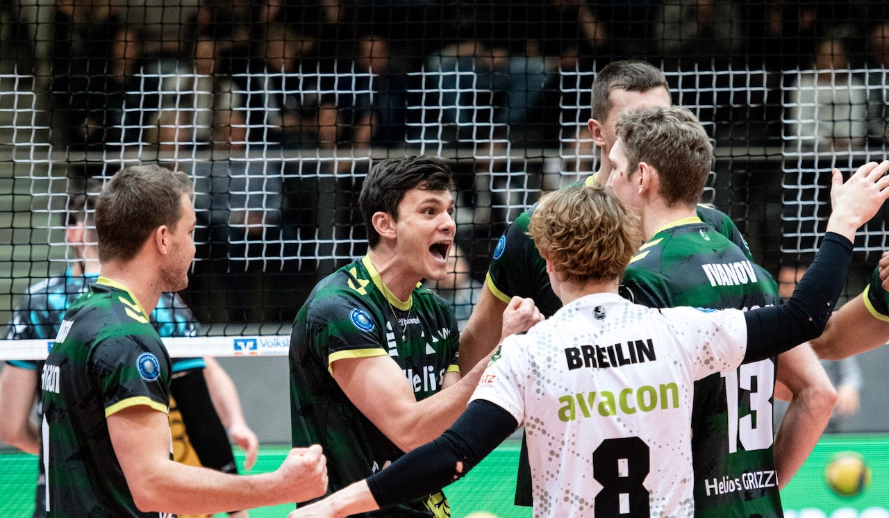 Helios GRIZZLYS feiern nächsten Heimerfolg