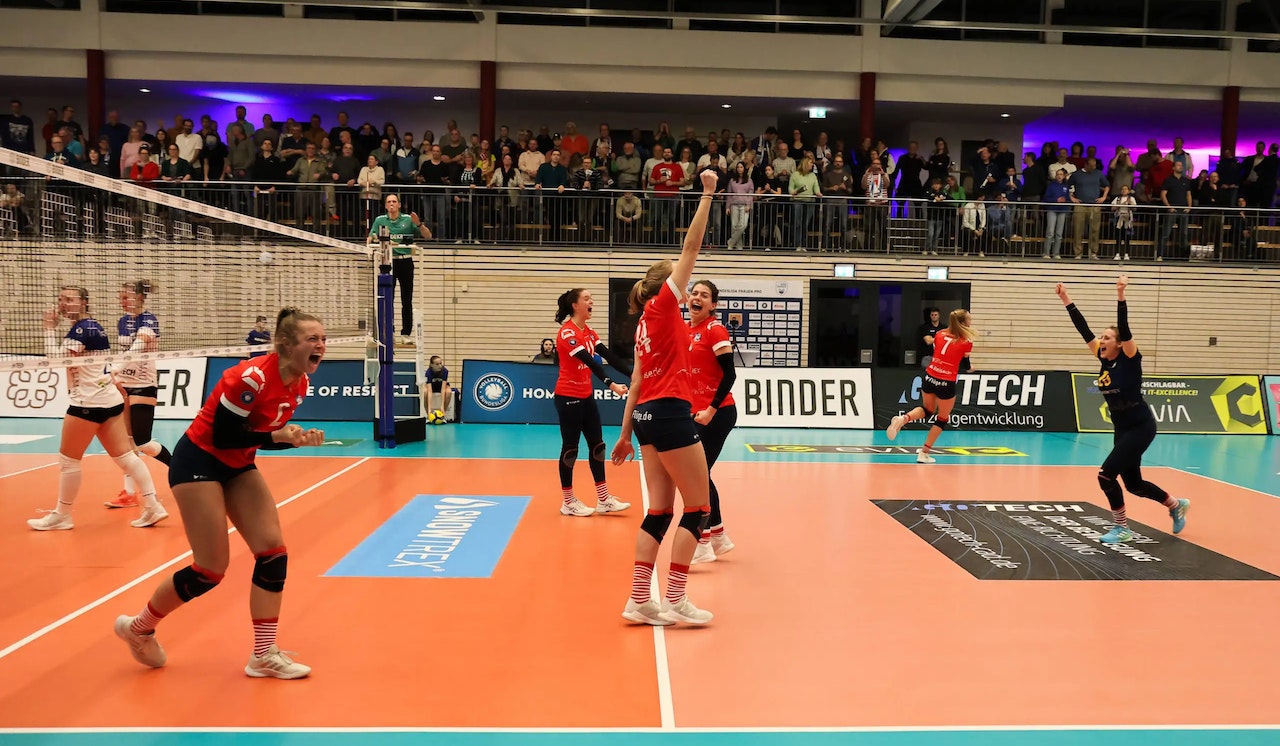DSHS SnowTrex Köln setzt Erfolgsserie gegen Binder Blaubären TSV Flacht fort