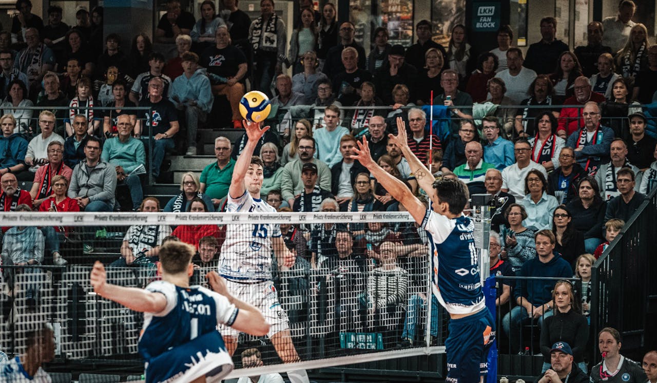 Friedrichshafen stiehlt den Heimvorteil