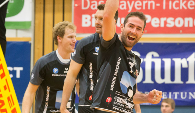 Freiburger Volleyballer hatten im Eschenbacher Hangar in Eltmann beim 3:0 keine Chance