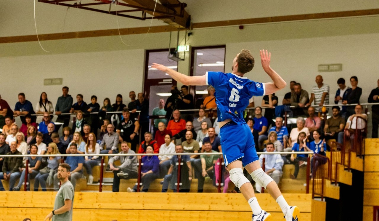 Doppelspieltag für Blue Volleys