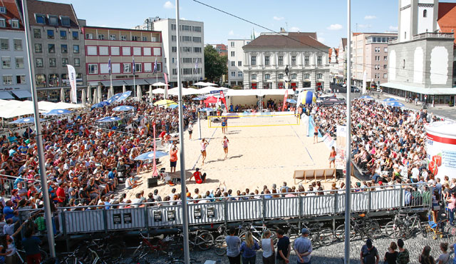 Bayerische Cup-Meisterschaft Auftakt für großes Beach-Event am Rathausplatz