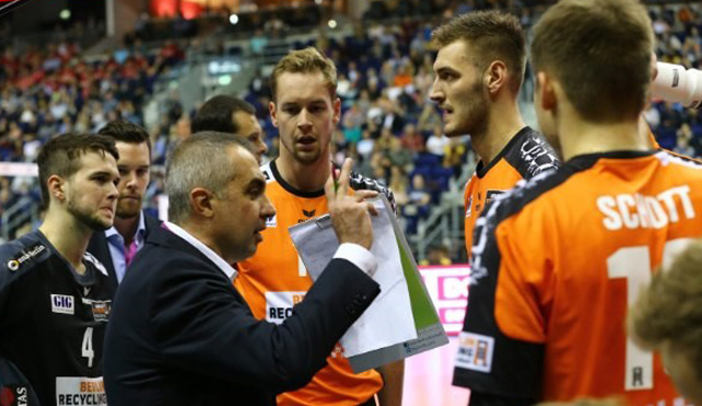 Vorweihnachtliche Bescherung: Die Volleyball-Kracher bei Sportdeutschland.TV!