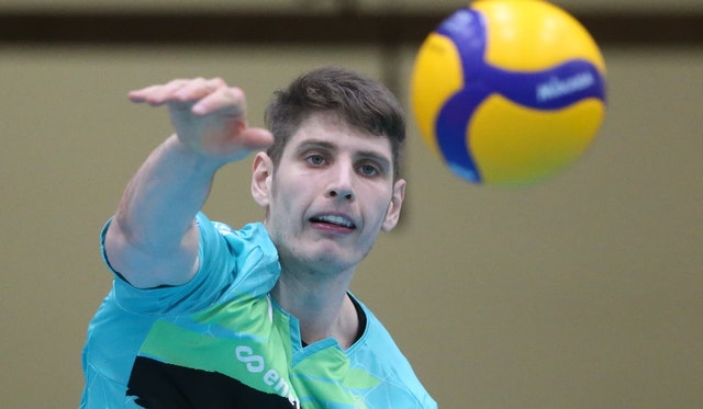 Kyler Presho verstärkt Mittelblock, Yannick Goralik verlängert