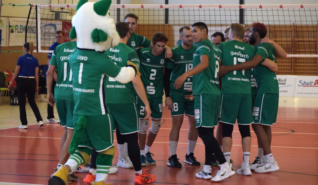 Wolfsrudel empfängt amtierenden Meister