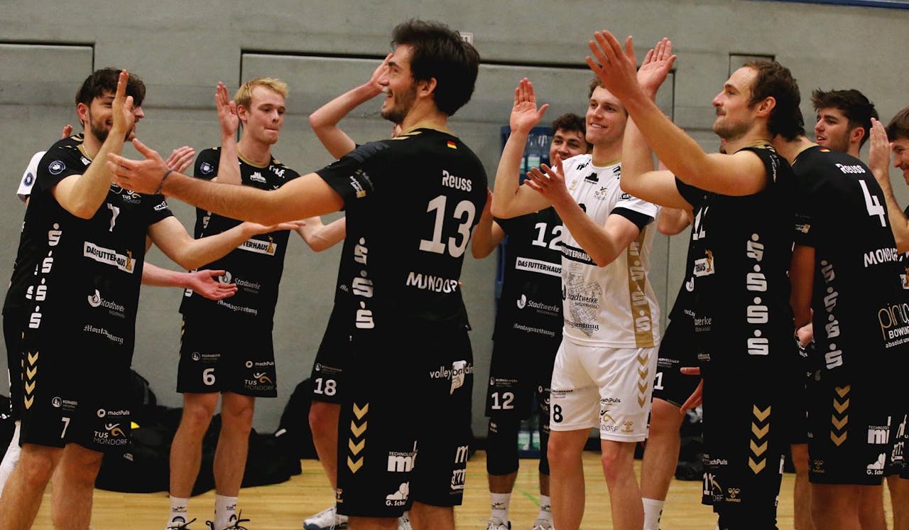Spitzenspiel gegen „Klein-Grizzlys“
