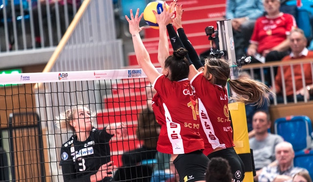Tabellennachbarn in der MBS-Arena