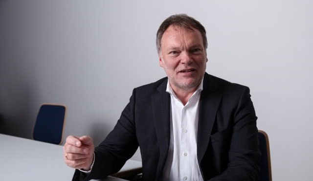 Lizenzierung läuft, Budgets steigen