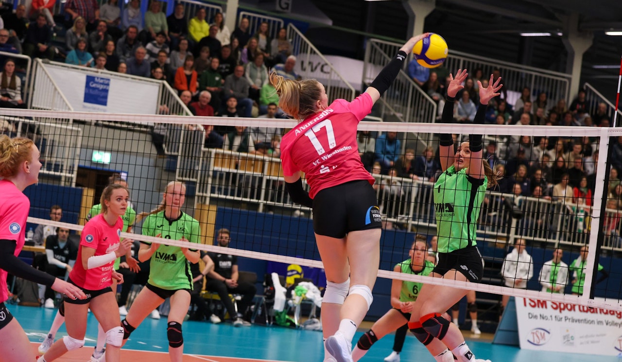VCW gibt gute Karten noch aus der Hand