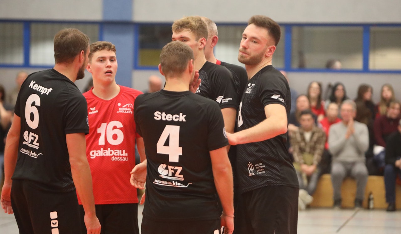 Doppelspielwochenende mit viel Brisanz