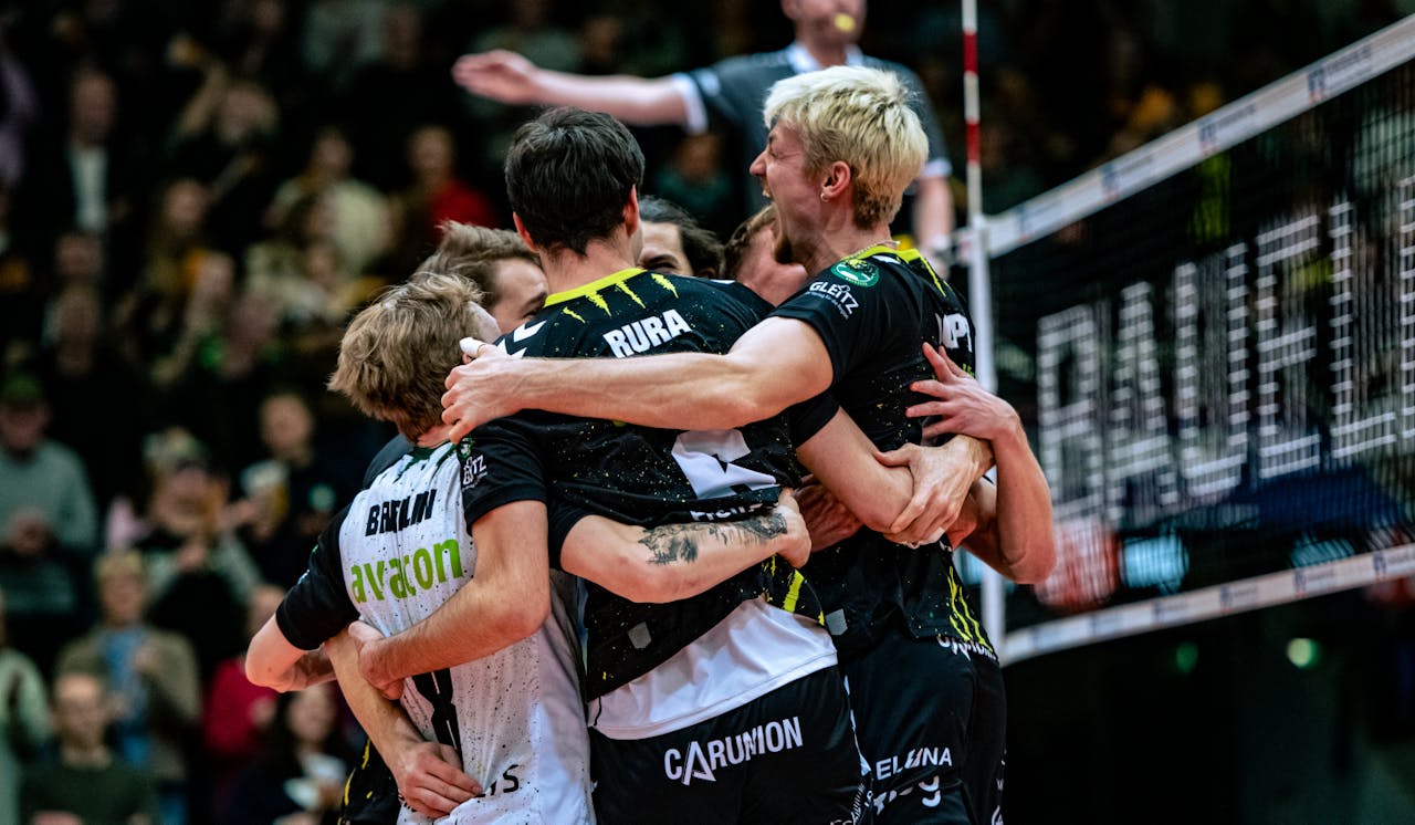 GRIZZLYS siegen souverän trotz Satzverlust