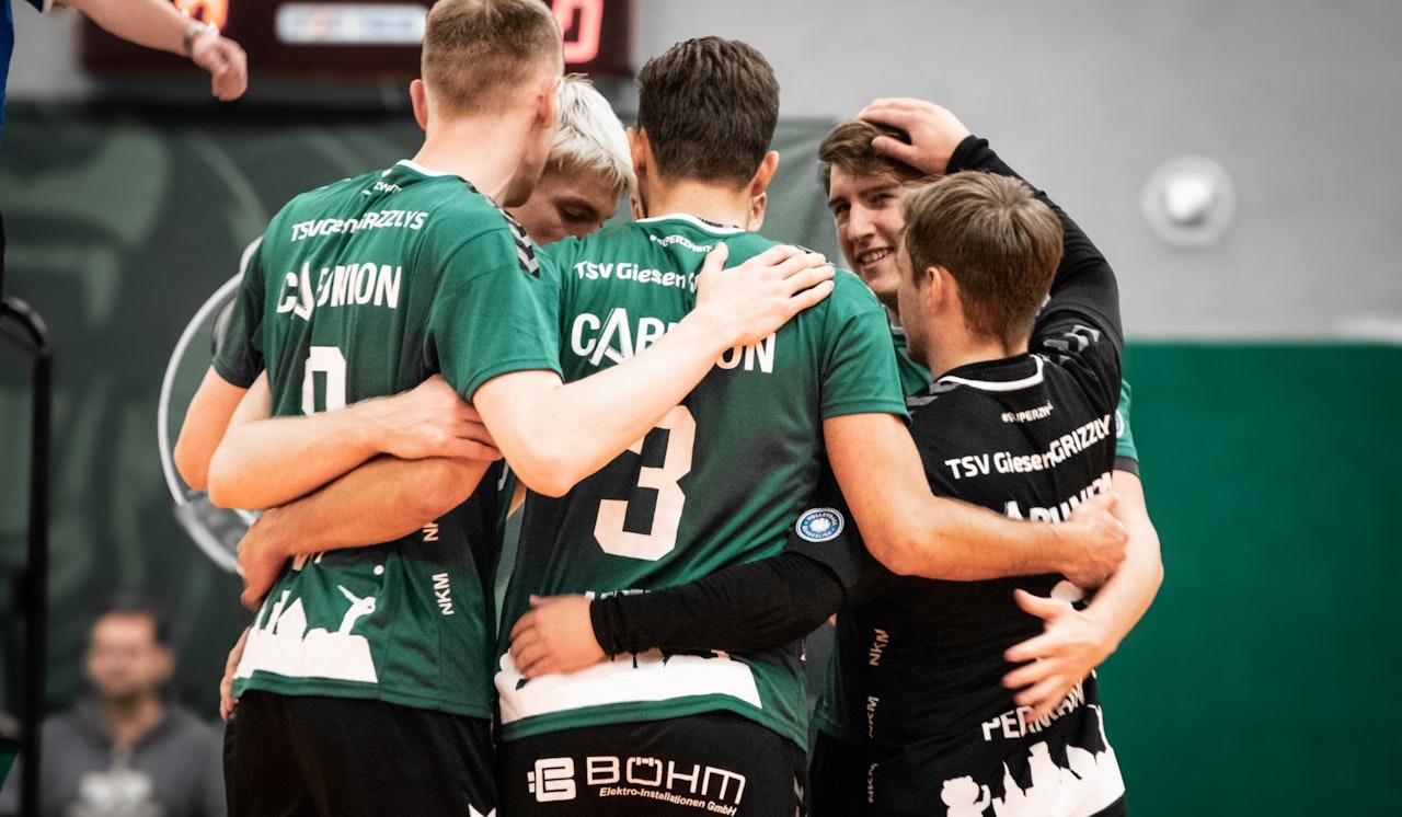 SUPERZWEITE gewinnt auch in Kiel