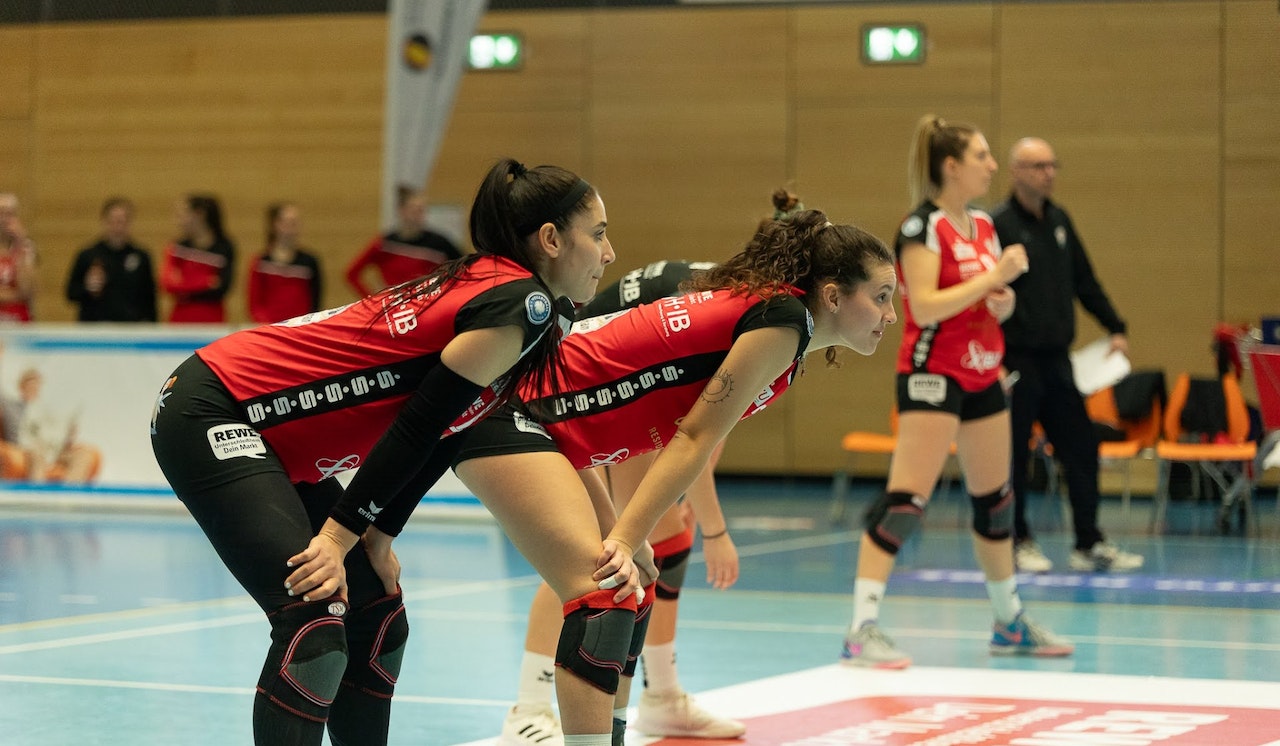 SV Lohhof Damen doppelt gefordert