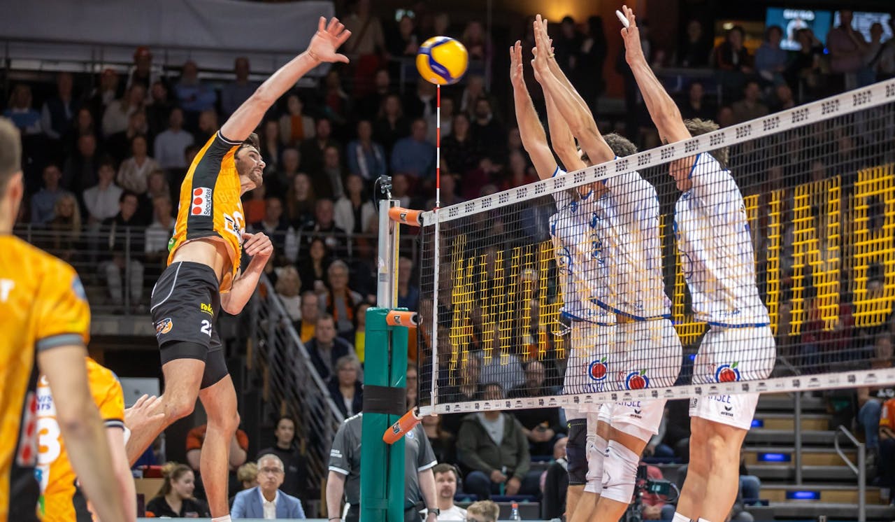 Harter Schlagabtausch ums Finalticket