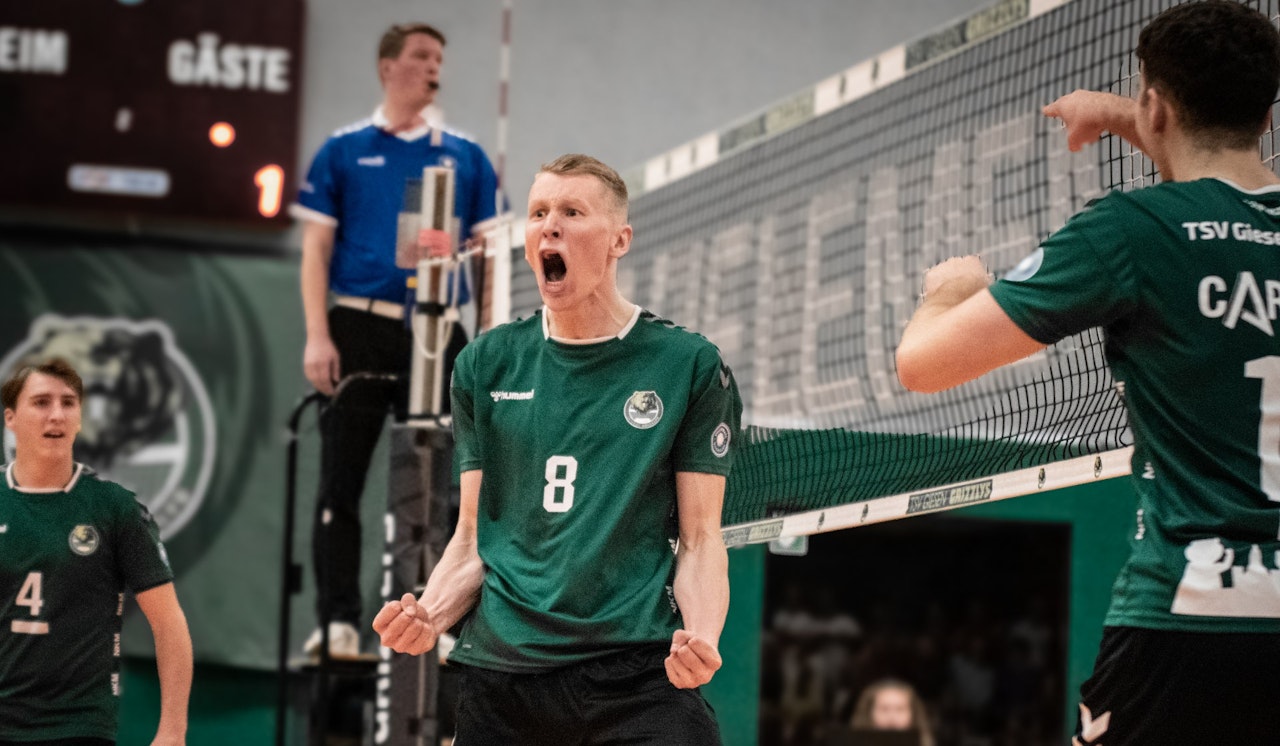SUPERZWEITE gewinnt 3:2 gegen Schöneiche