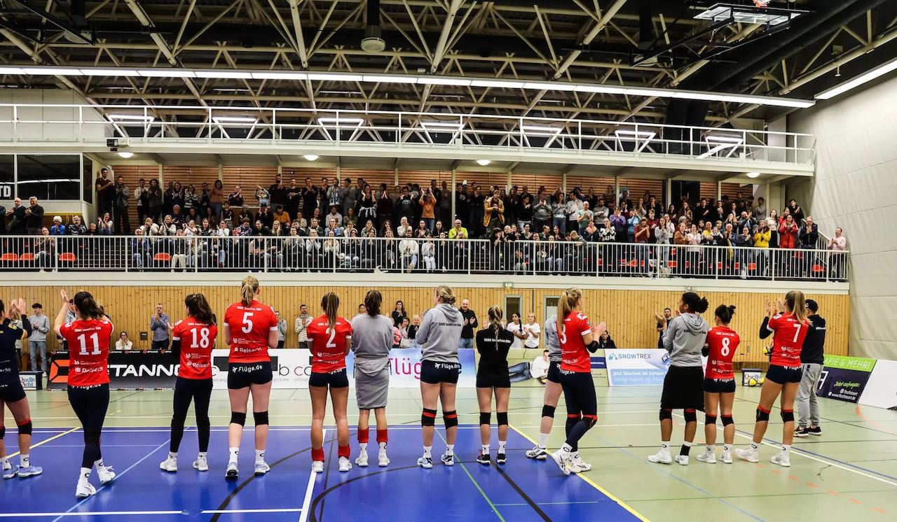 DSHS SnowTrex Köln empfängt den Ligaprimus Schwarz-Weiß Erfurt zum Spitzenspiel