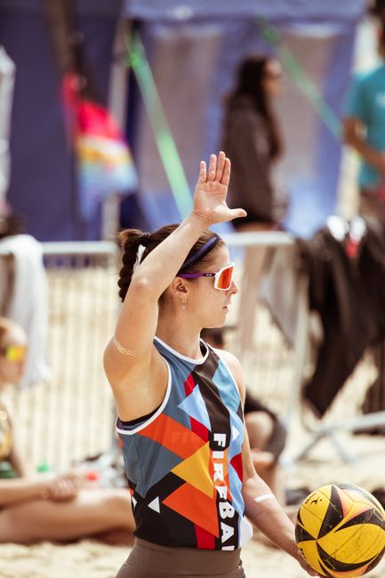 Neue Partnerschaft: schauinsland-reisen präsentiert Schiedsgericht der Volleyball Bundesliga der Männer